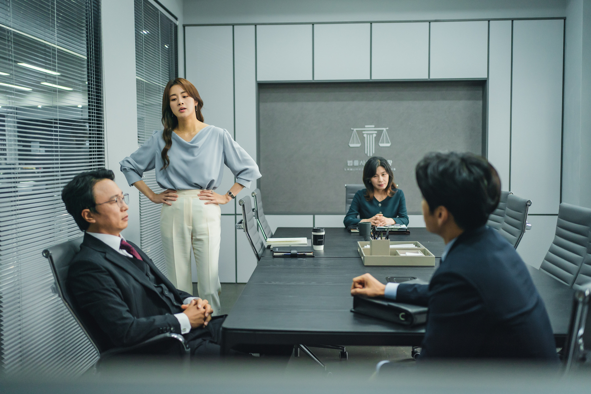 私たち、他人になれるかな?