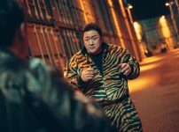 TWELVE トゥエルブ