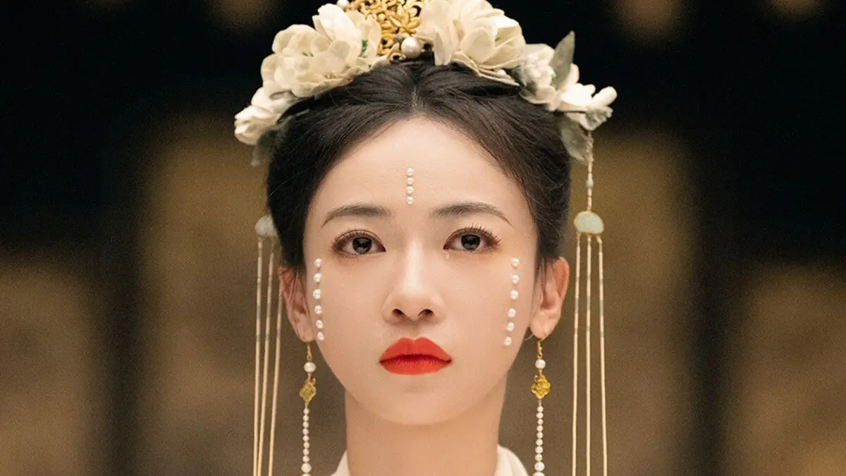 中国ドラマ　曼谷雨季 中国ドラマ「墨雨雲間」PV公開 “腹黒な国公”ワン・シンユエが扇