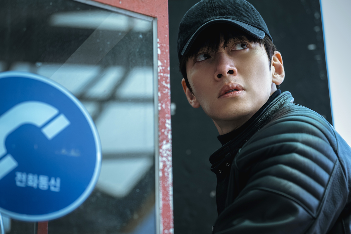 『捏造された都市』場面写真