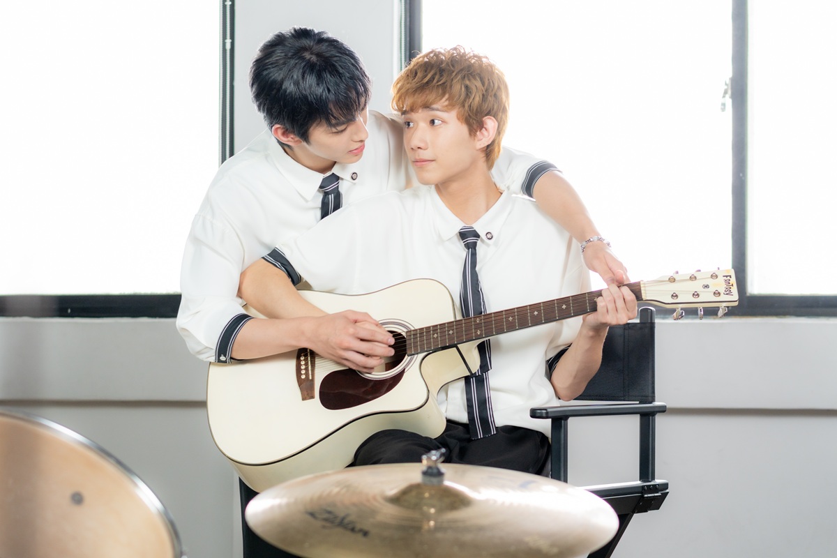 『轉過頭_前導海報(原題)』