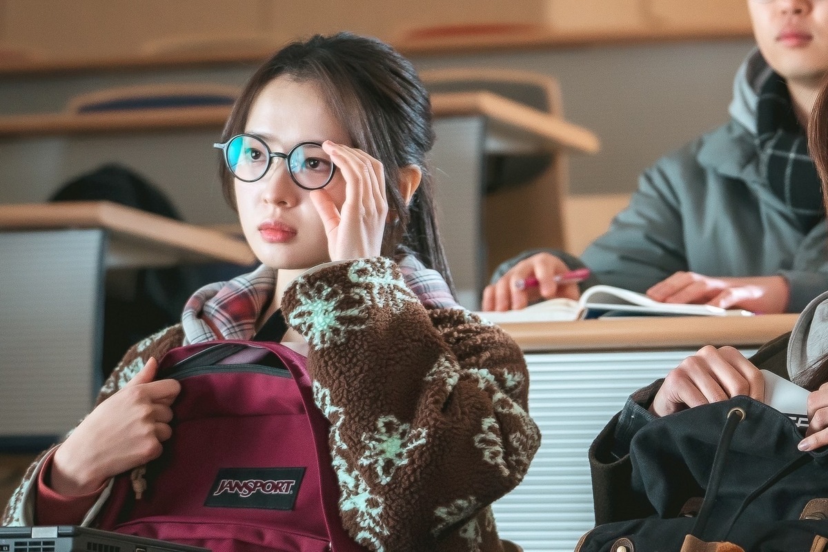 『第4次恋愛革命 ~出会いはエラー:恋はアップデート~』場面写真