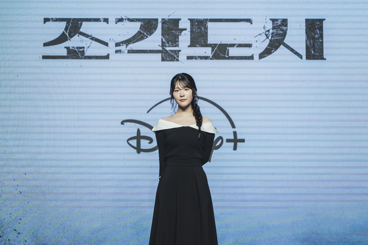 『捏造された都市』会見写真