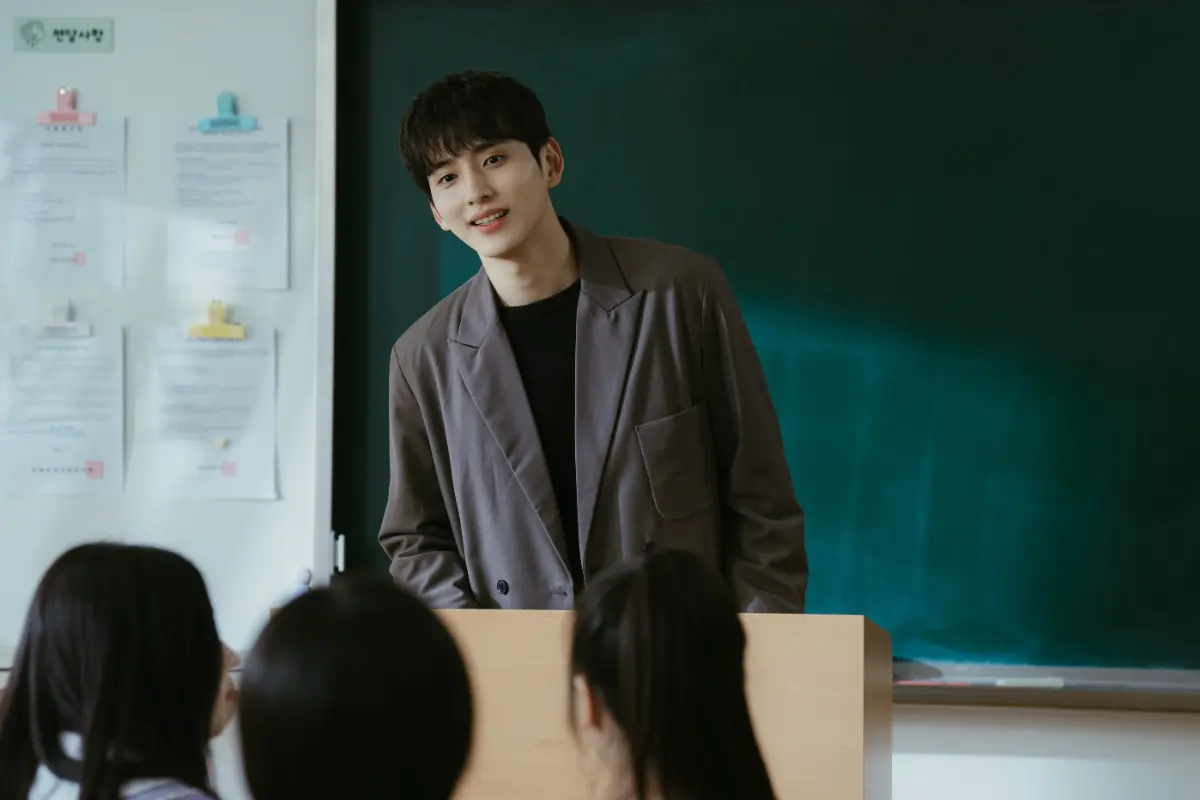 『ロマンスの絶対値』場面写真