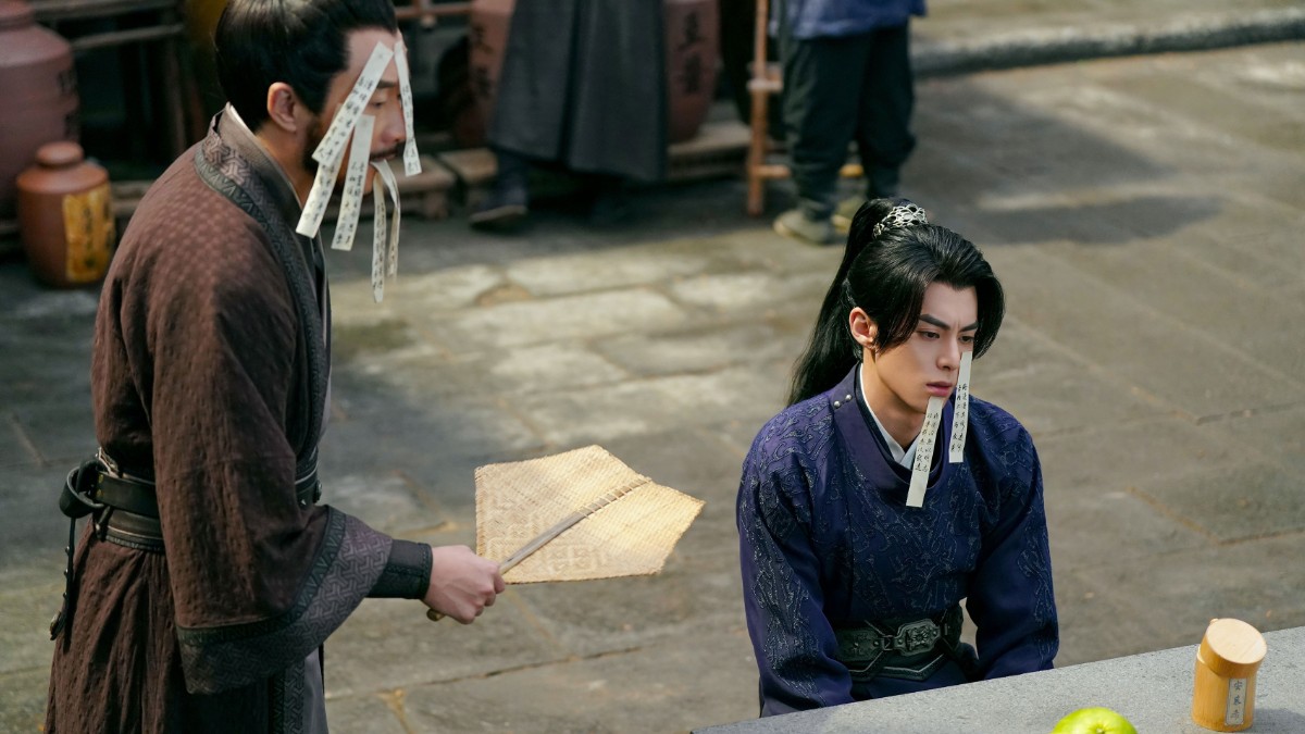 『大奉打更人―正義の銅鑼と王朝の闇―』