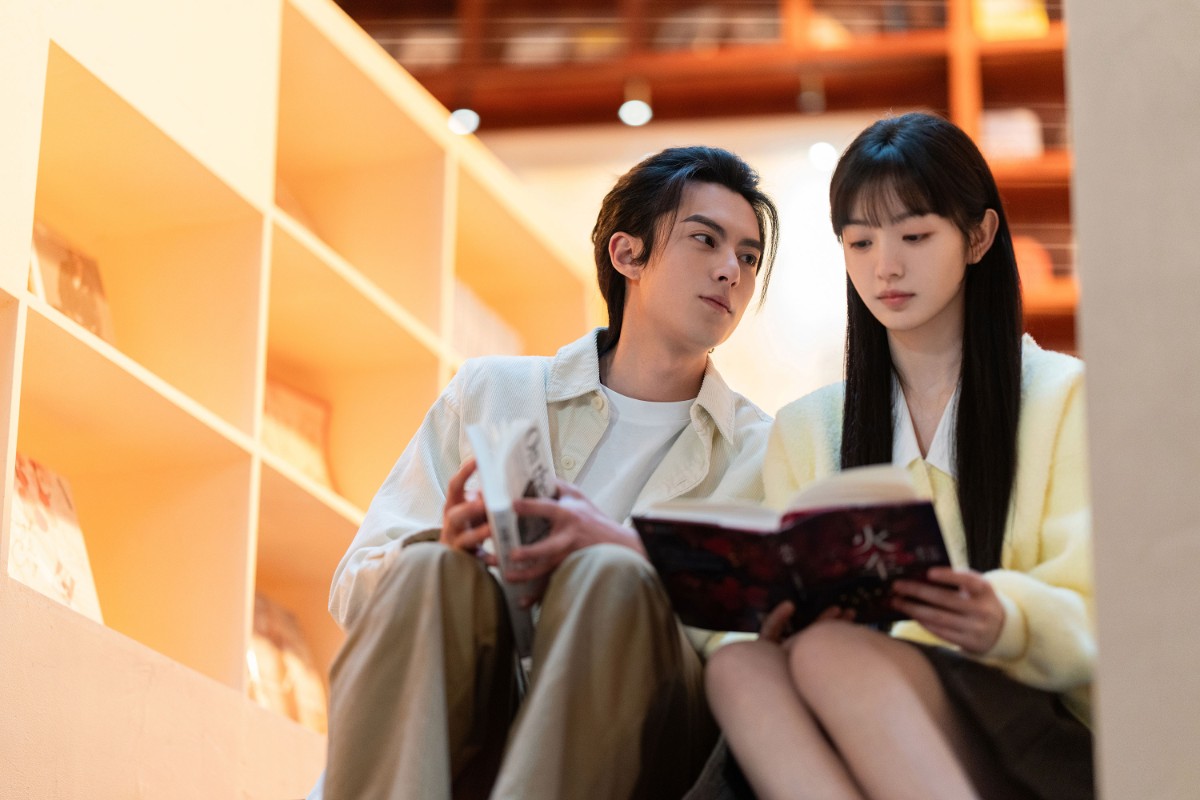 『大奉打更人―正義の銅鑼と王朝の闇―』