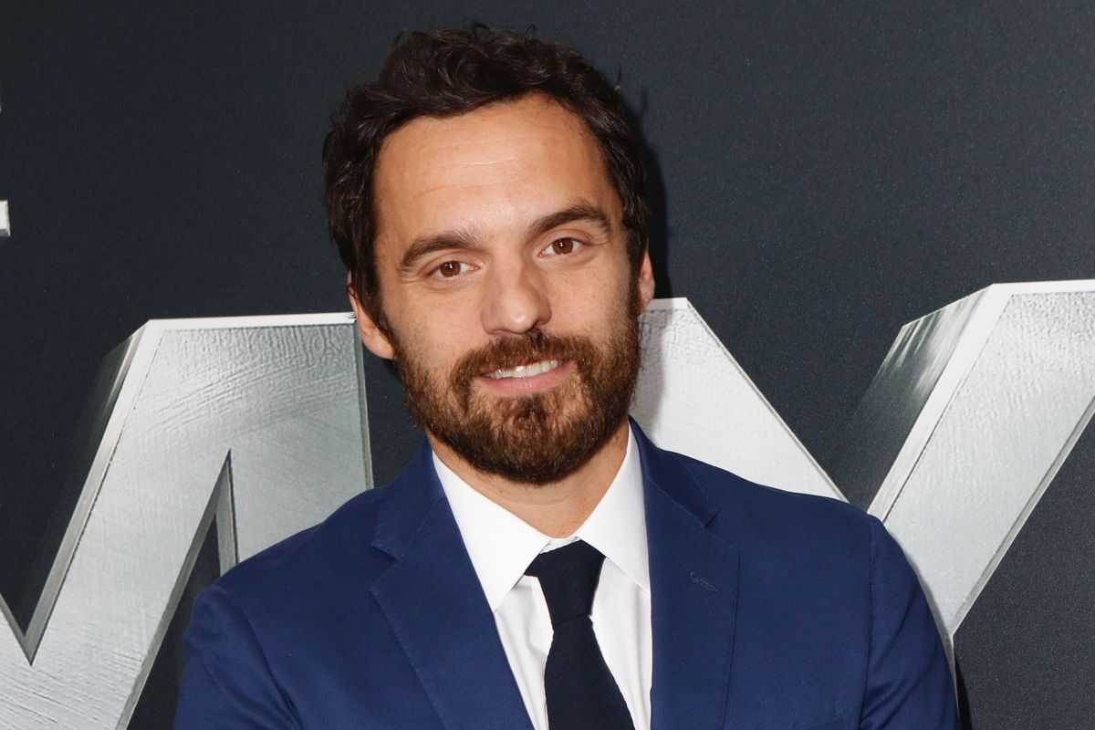 New Girl ジェイク ジョンソン 女性向け初のエロティックな雑誌の編集者に ニュース 海外ドラマ 海外ドラマnavi