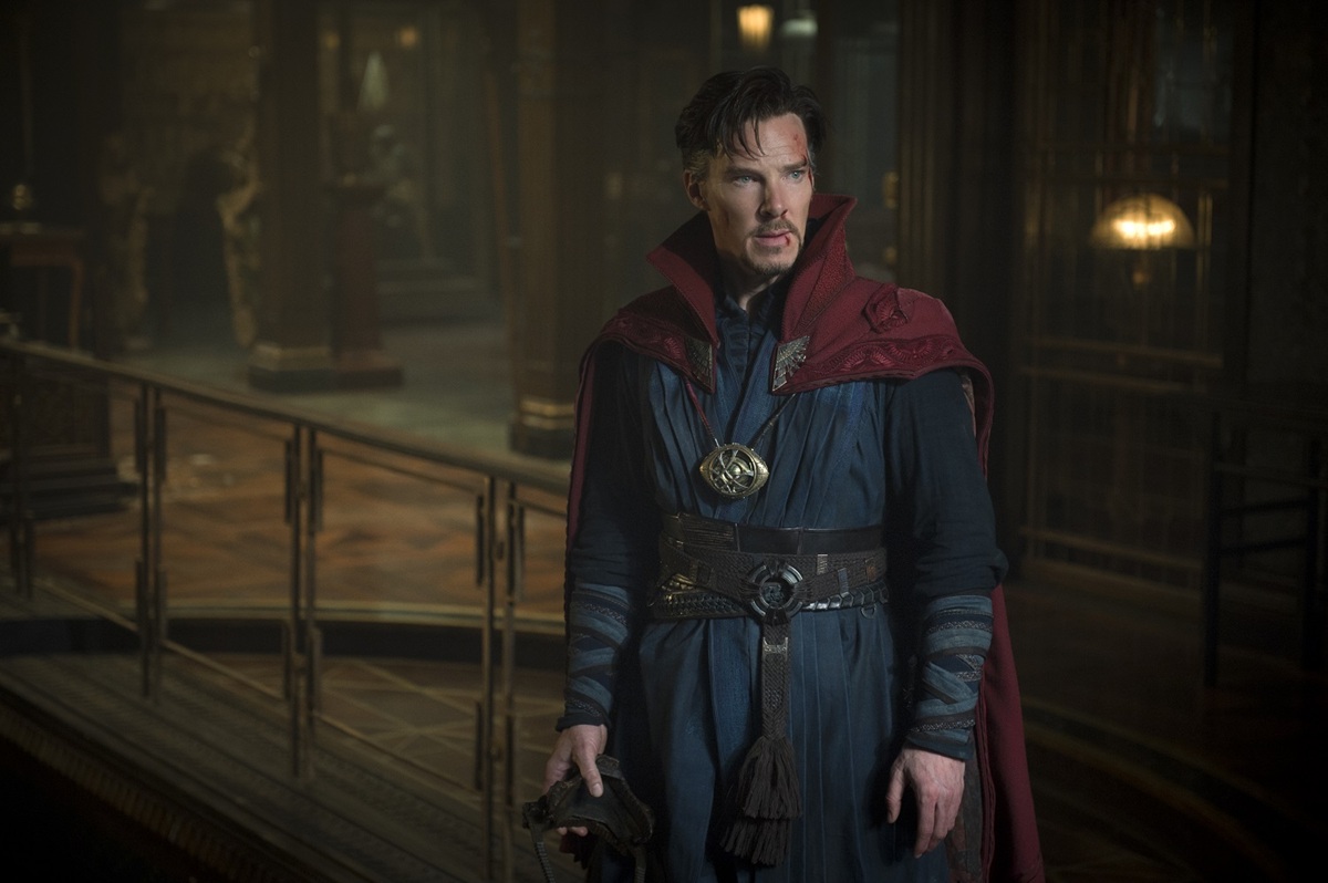 Marvel's DOCTOR STRANGE..Doctor Stephen Strange (Benedict Cumberbatch)..Photo Credit: Jay Maidment..©2016 Marvel. All Rights Reserved.