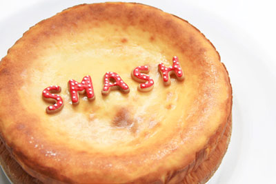 サンデー・ブランチで期間限定コラボレーション・ケーキ"SMASH"が販売に！