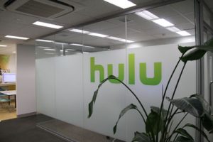 日本テレビ、Huluの日本市場向け事業を承継し定額制動画配信に参入