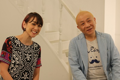 第68回エミー賞授賞式のMC、春風亭小朝さんとSHELLYさんに直撃インタビュー