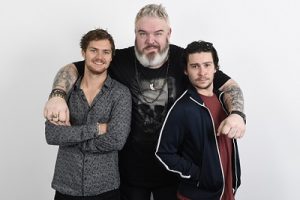 あの人の死を暴露したのは...。『ゲーム・オブ・スローンズ』フィン・ジョーンズ、クリスティアン・ネアーン、ダニエル・ポートマン直撃インタビュー