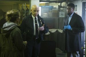 『21ブリッジ』変幻自在のオスカー俳優J・K・シモンズのインタビュー映像到着!