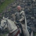 『ハウス・オブ・ザ・ドラゴン』『アウトランダー』出演キャスト、どっちのコスチュームが乗馬しやすい？