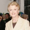 『ジェシカおばさんの事件簿』アンジェラ・ランズベリー、96歳で死去