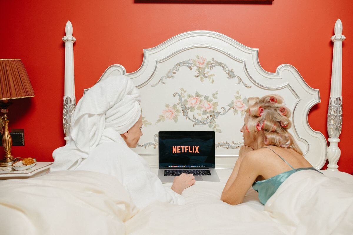 Netflix（ネットフリックス）の視聴履歴を削除する方法 |「おすすめ」が好みに合った作品に