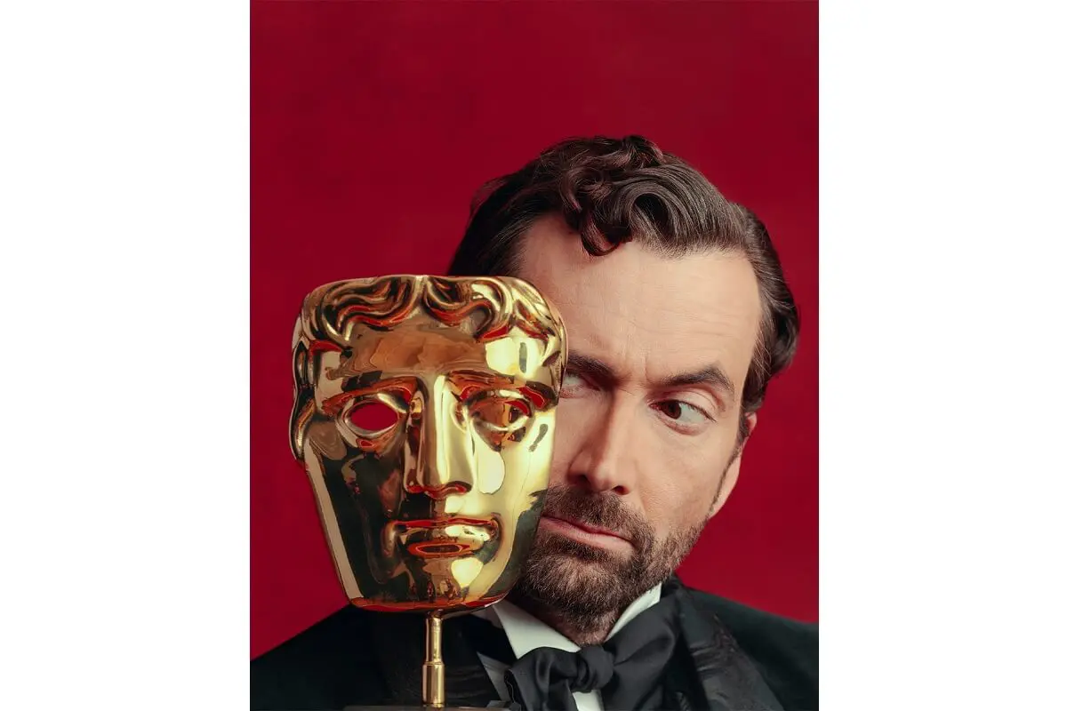 グッド・オーメンズ』マイケル・シーン、遺伝的疾患を持つ少年に