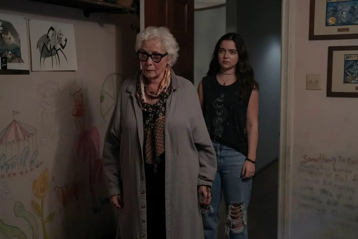 新品同様 映画 イマジナリー Blu-ray 理芽 te´resa「IMAGINARY WORLD