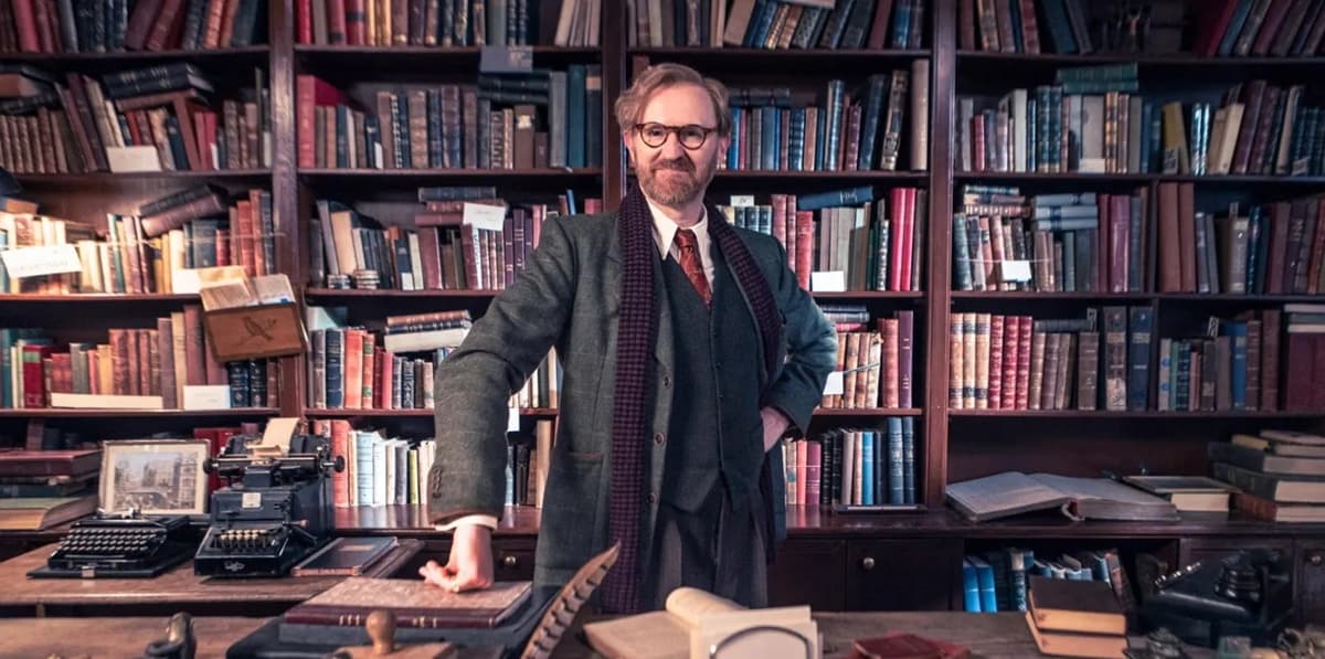 型破りな探偵ドラマ！マーク・ゲイティス、新作ミステリーと『SHERLOCK』での教訓を語る