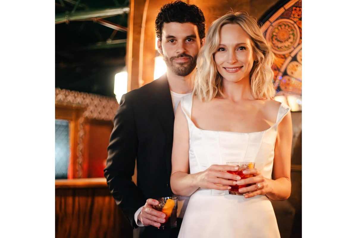 『ヴァンパイア・ダイアリーズ』シリーズのカップルが婚約を発表