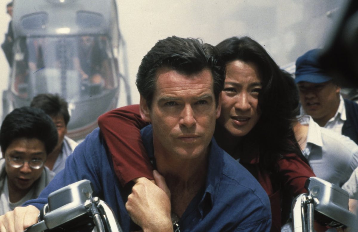 007_トゥモローネバーダイ_1