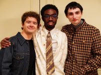 『ストレンジャー・シングス』 ゲイテン・マタラッツォ、ケイレブ・マクロクリン、フィン・ウォルフハード