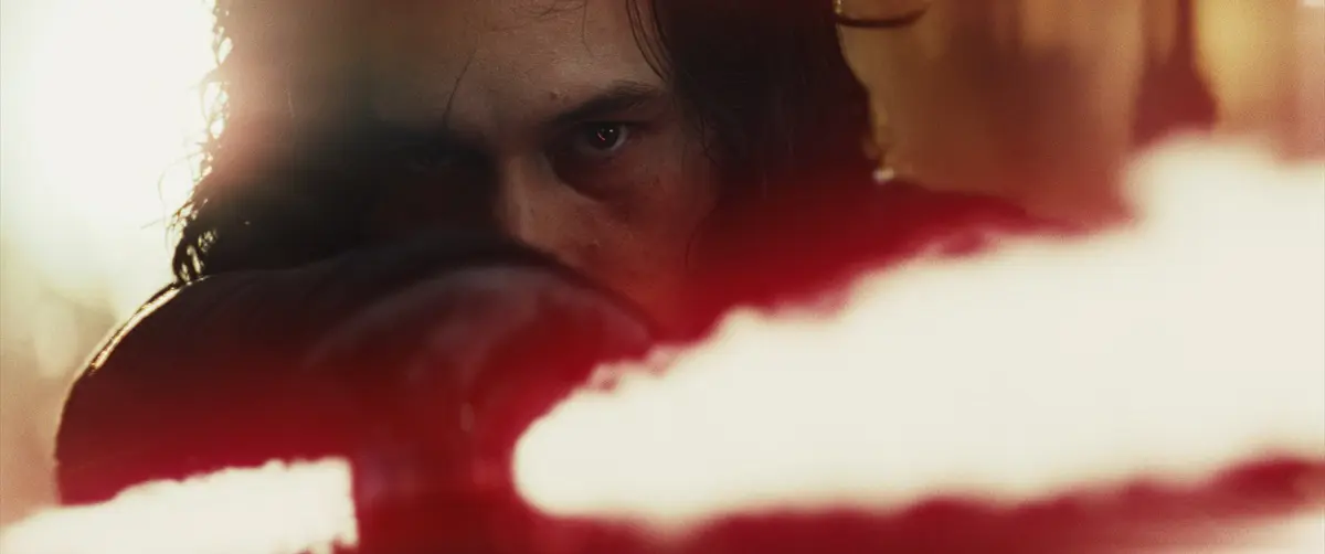 スター・ウォーズ』アダム・ドライバー演じるカイロ・レンの活躍を