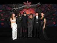 ★「ST5」LAプレミア_サブ１ (1)