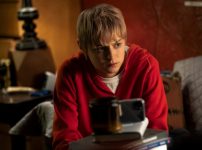 『マーダー・イン・ザ・ワールドエンド』場面写真