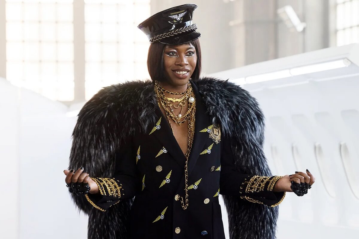 エミリー、パリへ行く