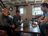 ナイト・マネジャー