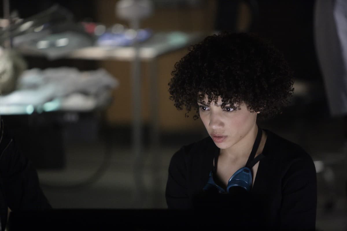 ジャシカ・ニコール(アストリッド・ファーンズワーズ役)