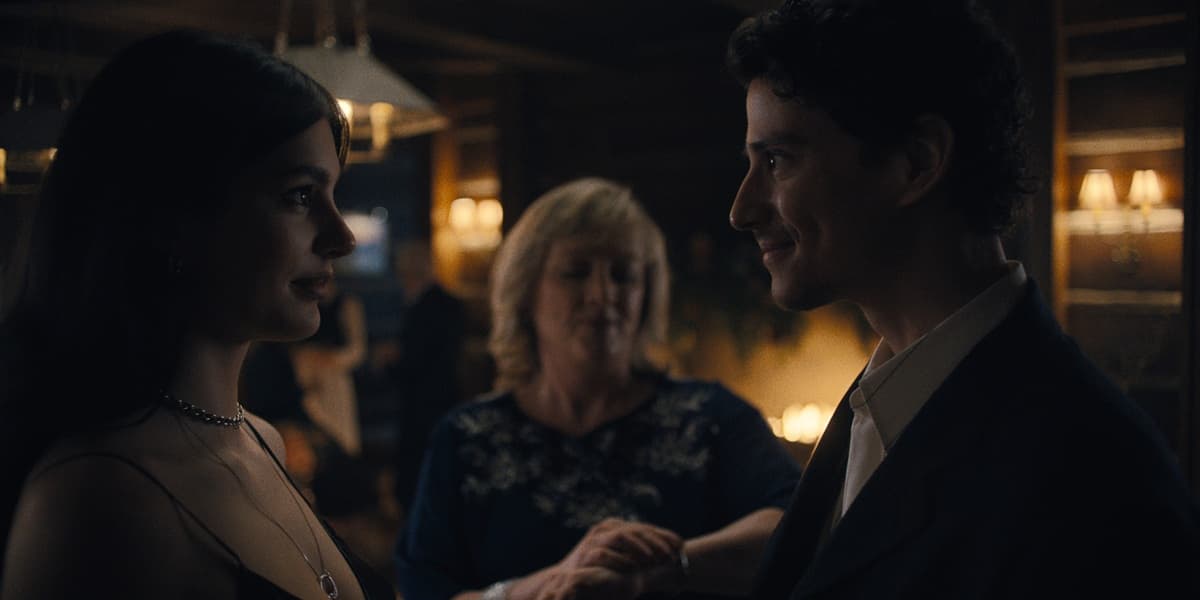 なにかが、起きる